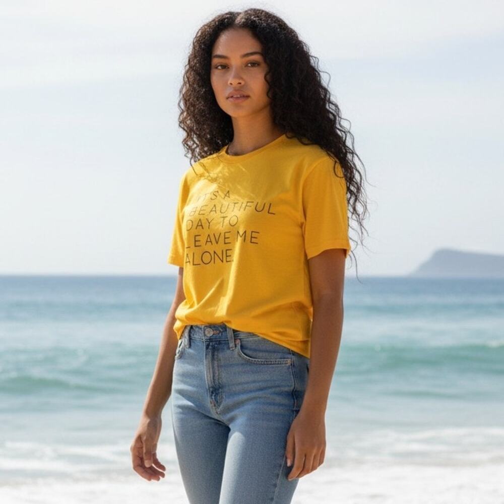 SHEIN Women's Yellow Graphic Tee - Size: Large - Fun & Stylish!